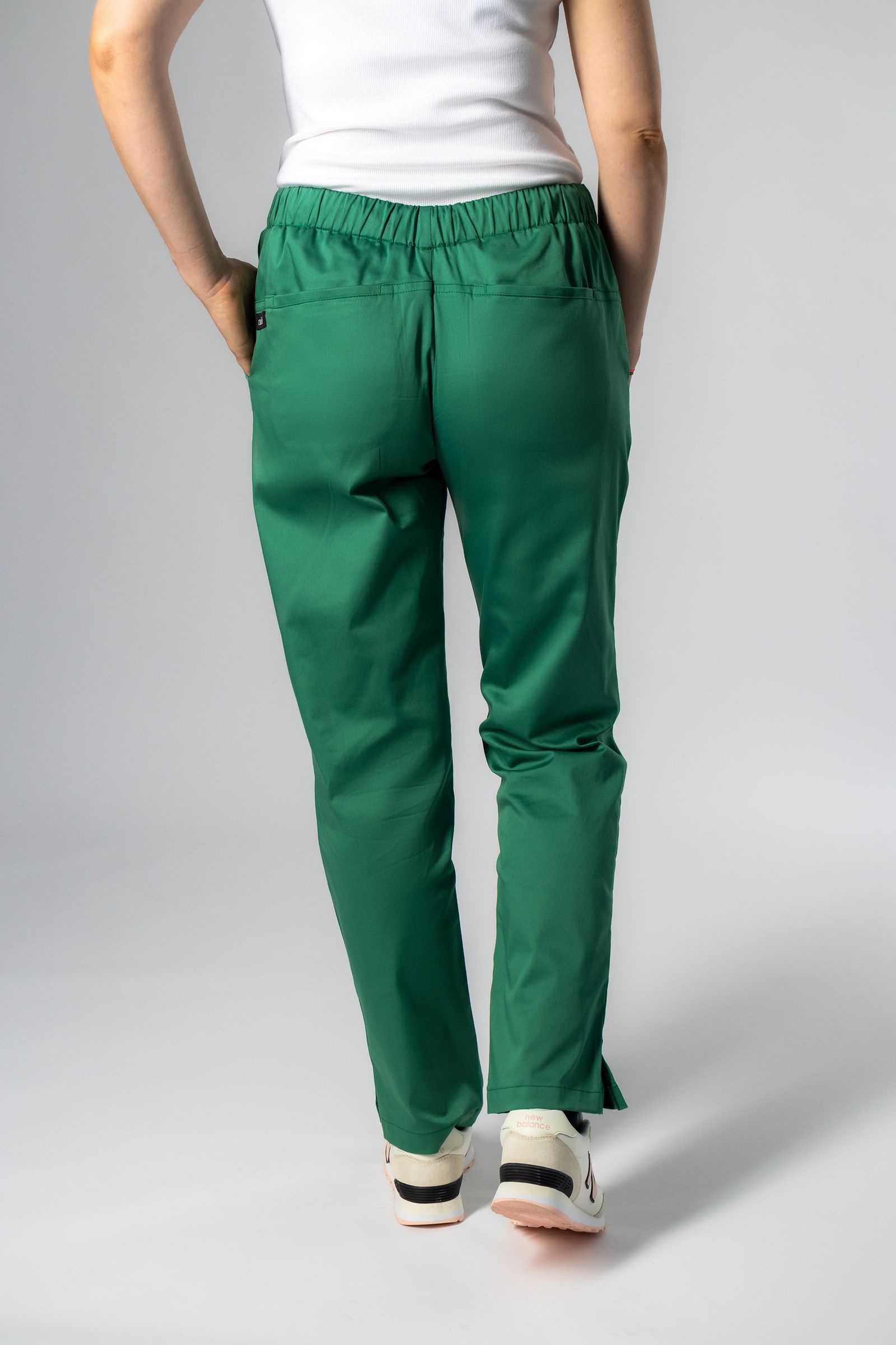 ash zöld női orvosi nadrág 2